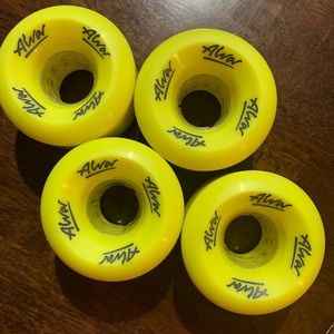Alva skateboard wheels